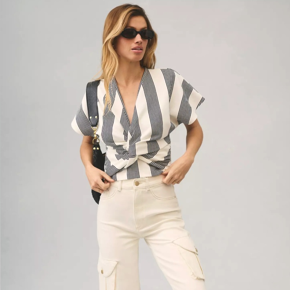 Bishop + Young Twist-Front Top Size PS
